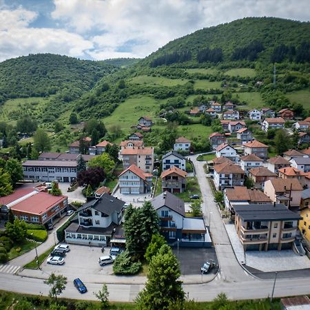 Sunny Corner Apartments Visoko Luaran gambar