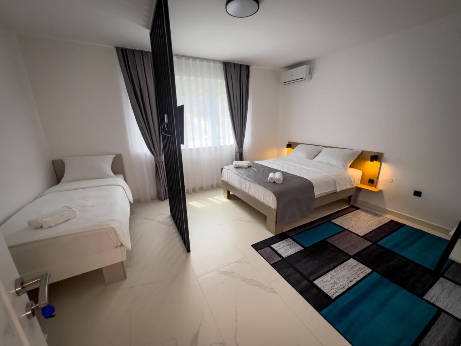 Sunny Corner Apartments Visoko Luaran gambar