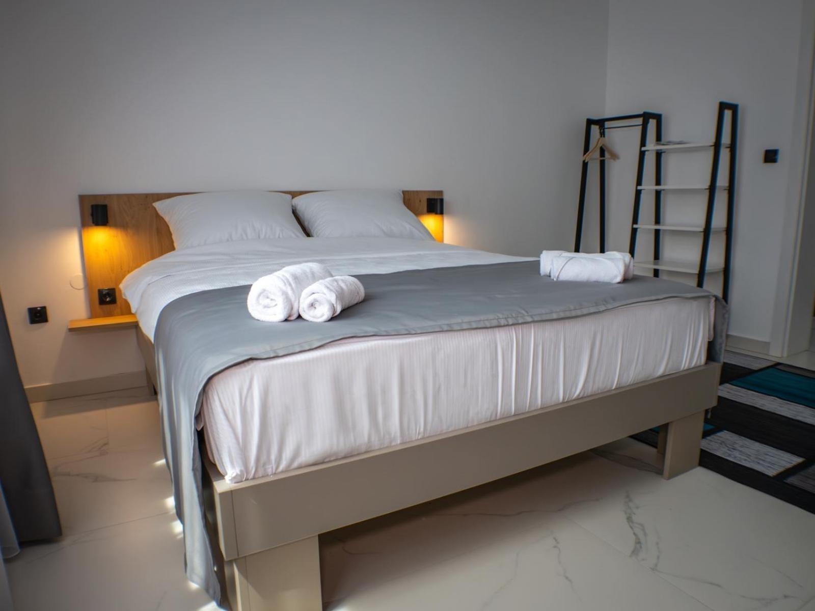 Sunny Corner Apartments Visoko Luaran gambar