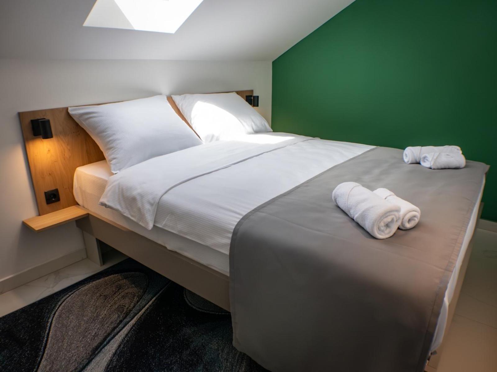 Sunny Corner Apartments Visoko Luaran gambar