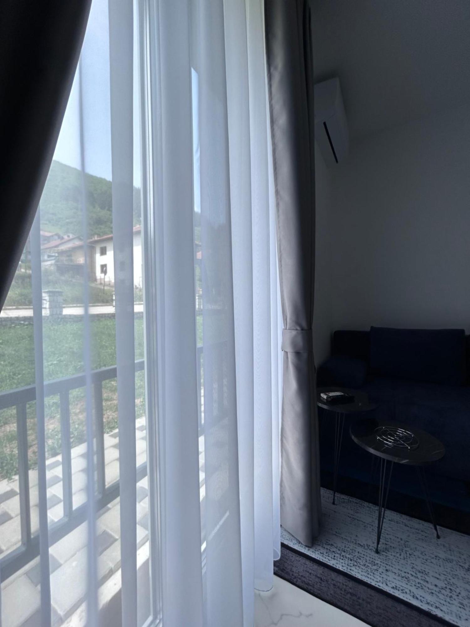 Sunny Corner Apartments Visoko Luaran gambar