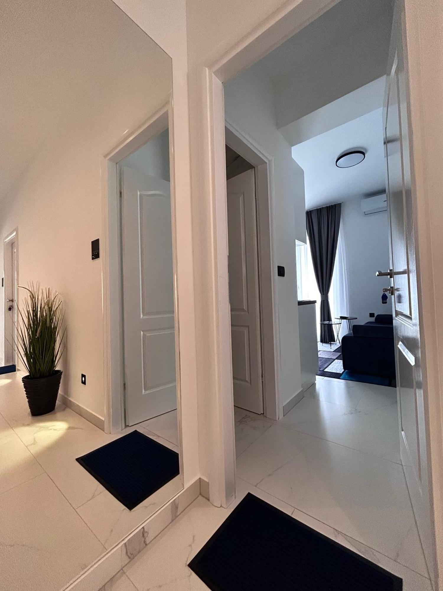 Sunny Corner Apartments Visoko Luaran gambar