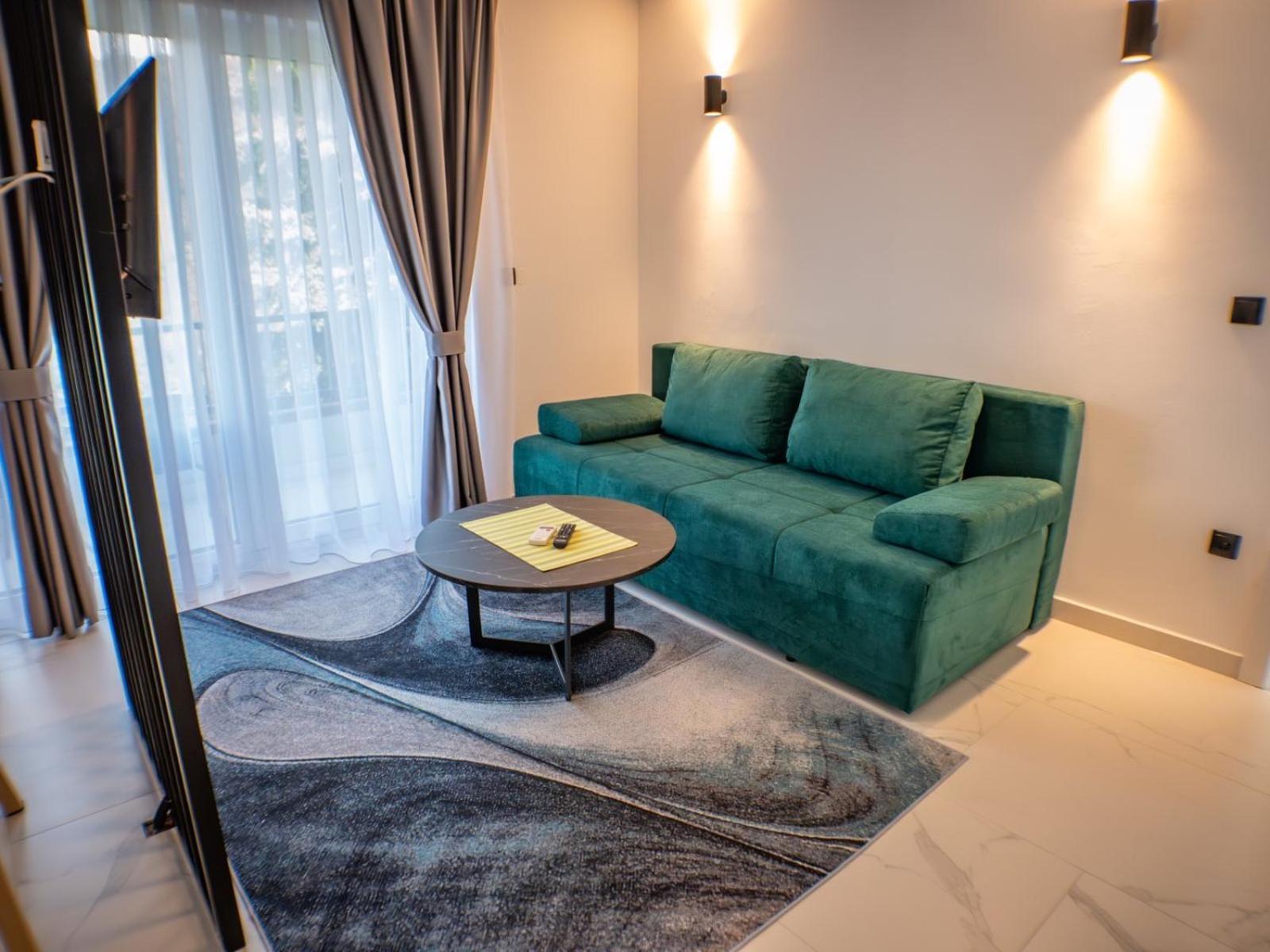 Sunny Corner Apartments Visoko Luaran gambar